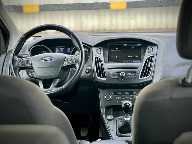 Ford focus wagon 1.0 titanium ; kl-303-s - afbeelding 17 van  18