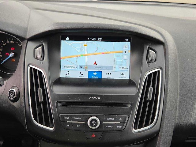 Ford focus wagon 1.0 titanium; nt-037-t - afbeelding 2 van  17