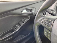 Ford focus wagon 1.0 titanium; nt-037-t - afbeelding 4 van  17