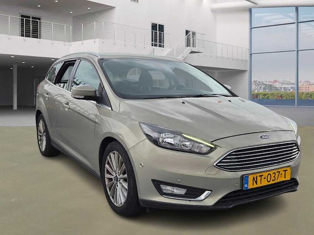 Ford focus wagon 1.0 titanium; nt-037-t - afbeelding 11 van  17