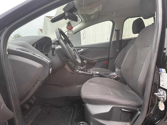 Ford focus wagon 1.0 titanium; nt-133-g - afbeelding 15 van  17
