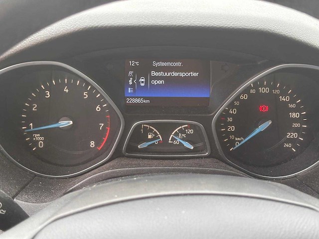 Ford focus wagon 1.0 titanium; nt-133-g - afbeelding 9 van  17