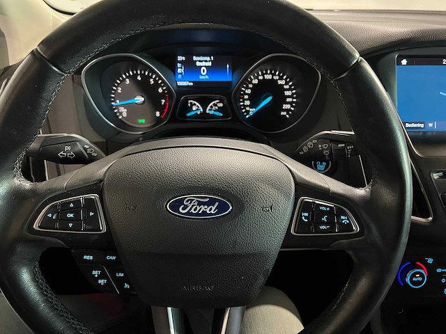 Ford focus wagon 1.0 titanium, rx-977-b - afbeelding 2 van  19