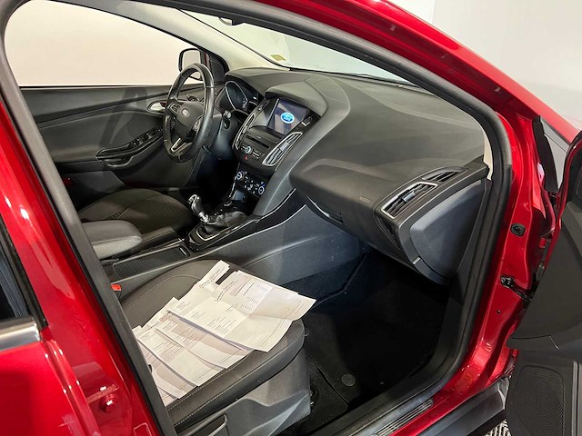 Ford focus wagon 1.0 titanium, rx-977-b - afbeelding 16 van  19