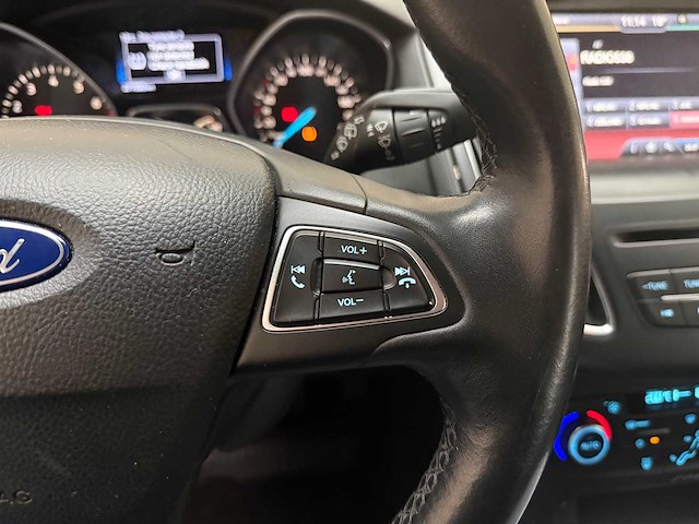 Ford focus wagon 1.0 titanium - afbeelding 18 van  29