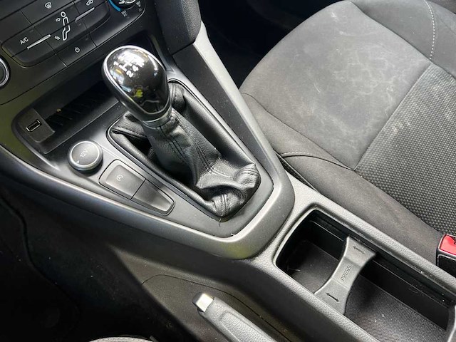 Ford focus wagon 1.0 trend ; jk-270-s - afbeelding 3 van  13
