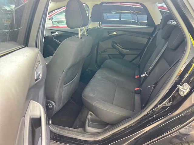 Ford focus wagon 1.0 trend ; jk-270-s - afbeelding 12 van  13