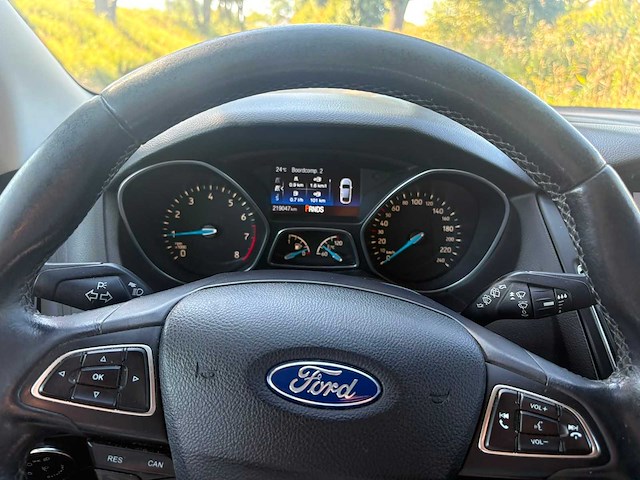 Ford focus wagon 1.0 trend,* rb-555-p - afbeelding 3 van  27