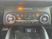 Ford focus wagon 1.5 ecob. st l. xbns *, n-238-dp - afbeelding 11 van  16