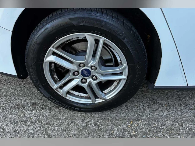 Ford focus wagon 1.5 ecoblue trend edition business 120pk 2019 (origineel-nl), zl-575-k - afbeelding 41 van  46