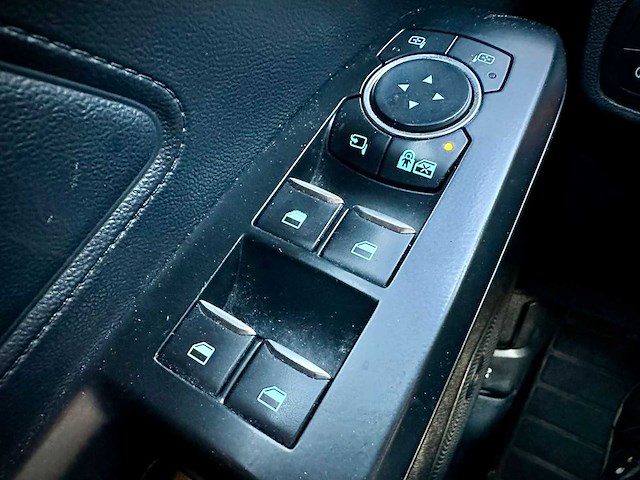 Ford focus wagon 1.5 ecoboost st line x business; k-596-vt - afbeelding 2 van  17