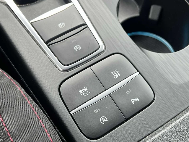 Ford focus wagon 1.5 ecoboost vignale | g-408-kj - afbeelding 27 van  45