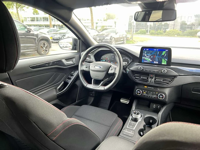 Ford focus wagon 1.5 ecoboost vignale | g-408-kj - afbeelding 45 van  45