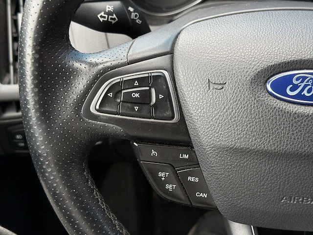Ford focus wagon 1.5 st-line | sr-657-d i - afbeelding 14 van  33