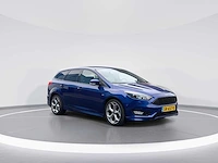 Ford focus wagon 1.5 st-line | sr-657-d i - afbeelding 29 van  33