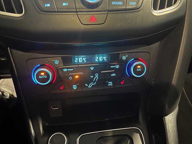 Ford focus wagon 1.5 tdci titanium, ng-695-j - afbeelding 9 van  21