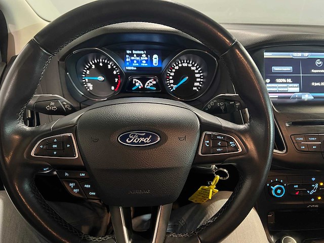 Ford focus wagon 1.5 titanium edition, zj-198-f - afbeelding 4 van  20