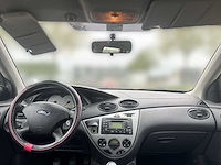 Ford focus wagon 1.6-16v futura 2004 | 04-pp-kh - afbeelding 14 van  23