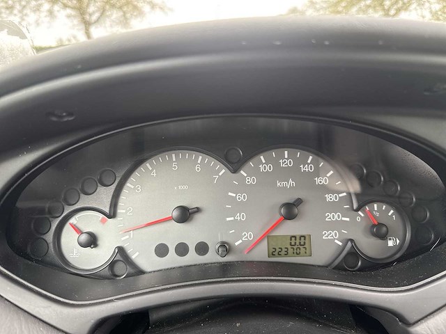 Ford focus wagon 1.6-16v futura 2004 | 04-pp-kh - afbeelding 15 van  23