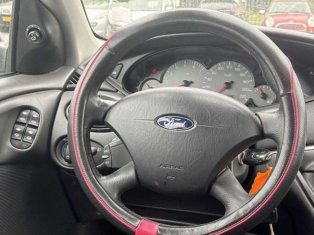 Ford focus wagon 1.6-16v futura 2004 | 04-pp-kh - afbeelding 7 van  23