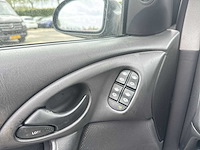 Ford focus wagon 1.6-16v futura 2004 | 04-pp-kh - afbeelding 2 van  13