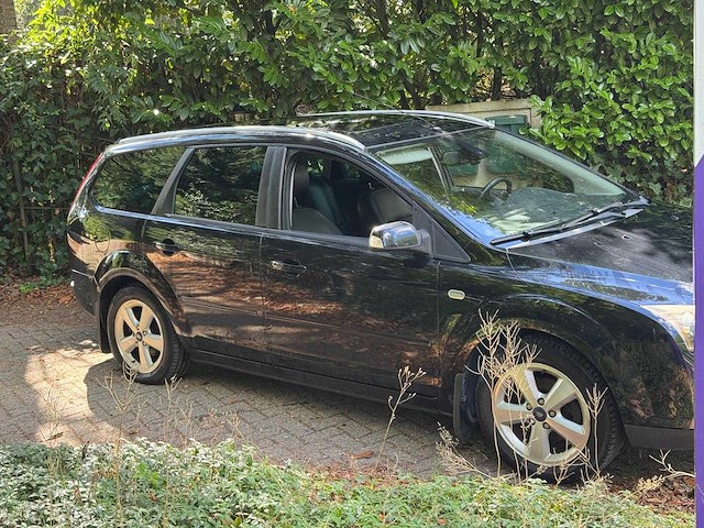 Ford focus wagon 1.6-16v titanium 06-xn-zt - afbeelding 9 van  14