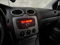 Ford focus wagon 1.6 comfort 101pk 2012, 01-szv-4 - afbeelding 18 van  37