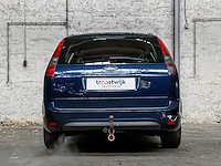 Ford focus wagon 1.6 comfort 101pk 2012, 01-szv-4 - afbeelding 2 van  37