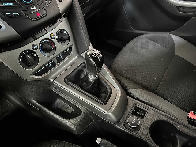 Ford focus wagon 1.6 tdci 105pk 2012, 56-zfs-9 - afbeelding 18 van  37