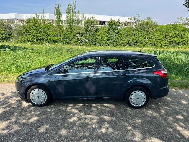 Ford focus wagon 1.6 tdci eco. l. ti. , 2-ttf-90 - afbeelding 12 van  15