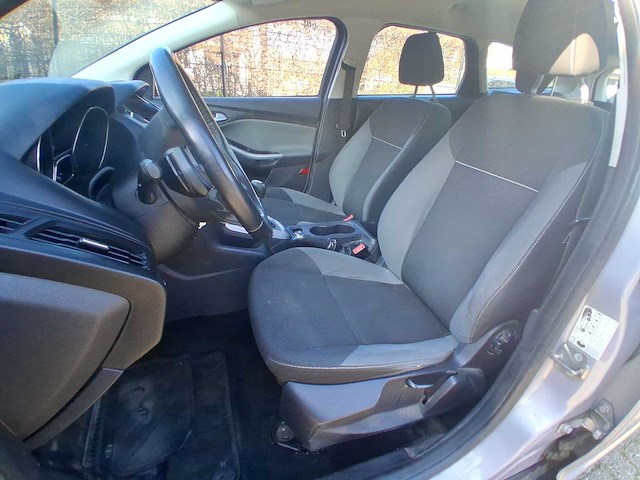 Ford focus wagon 1.6 tdci lease | 27-tvz-8 - afbeelding 17 van  23