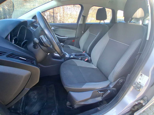 Ford focus wagon 1.6 tdci lease | 27-tvz-8 - afbeelding 19 van  27