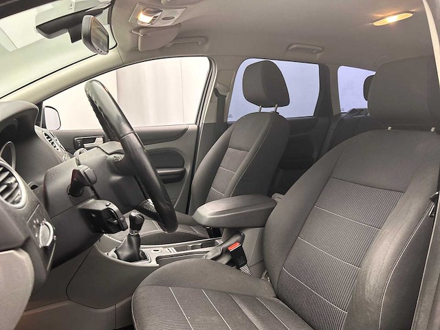Ford focus wagon 1.6 titanium 2008 | 03-zk-vh - afbeelding 14 van  30
