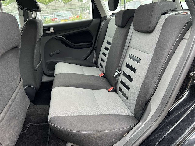 Ford focus wagon 1.6 trend 2010 | 2-ztd-06 - afbeelding 16 van  25