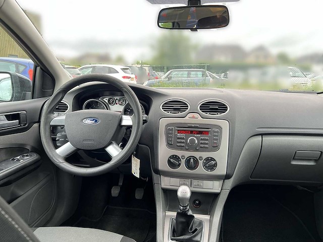 Ford focus wagon 1.6 trend 2010 | 2-ztd-06 - afbeelding 19 van  25