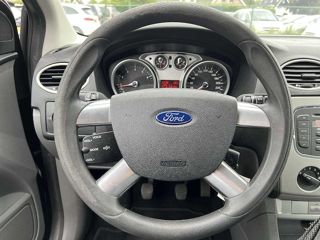 Ford focus wagon 1.6 trend 2010 | 2-ztd-06 - afbeelding 22 van  25