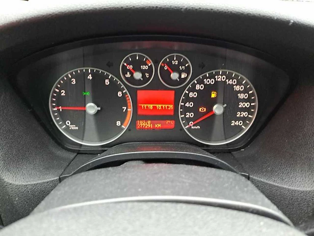 Ford focus wagon 1.8-16v ambiente flexifuel | 18-zd-xn - afbeelding 14 van  17