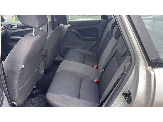 Ford focus wagon 1.8-16v ambiente flexifuel 2008 | 11-zd-dk i - afbeelding 8 van  9