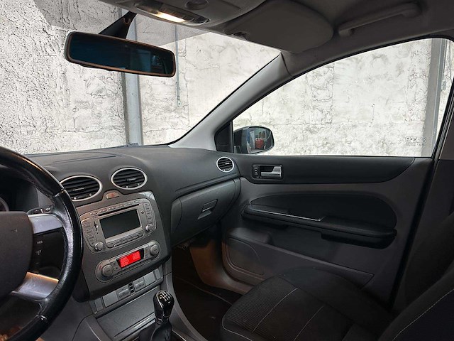 Ford focus wagon 1.8 limited flex.f. 123pk 2011, 96-nzr-8 - afbeelding 17 van  37