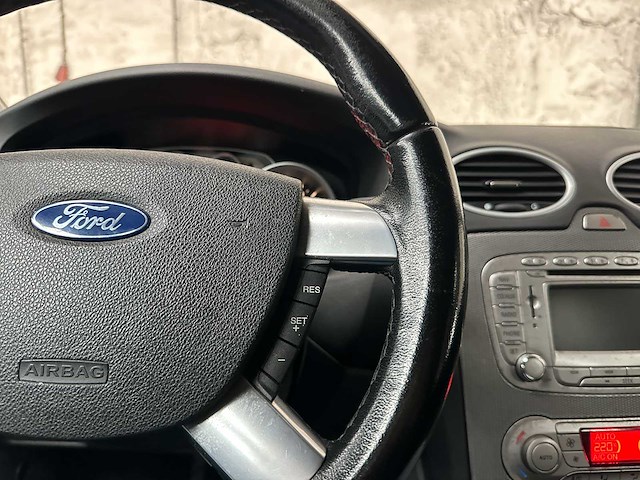 Ford focus wagon 1.8 limited flex.f. 123pk 2011, 96-nzr-8 - afbeelding 20 van  37