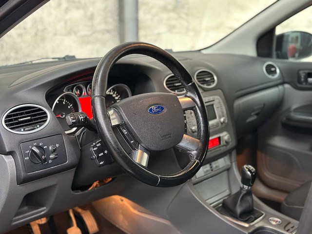 Ford focus wagon 1.8 limited flex.f. 123pk 2011, 96-nzr-8 - afbeelding 7 van  37