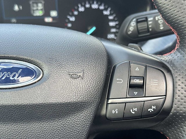 Ford focus wagon 2.0 ecoblue st line business 2020 | p-995-df i - afbeelding 13 van  29