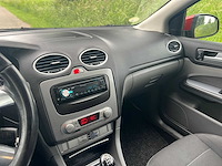 Ford focus wagon 2.0 titanium , 04-gkf-5 - afbeelding 14 van  22