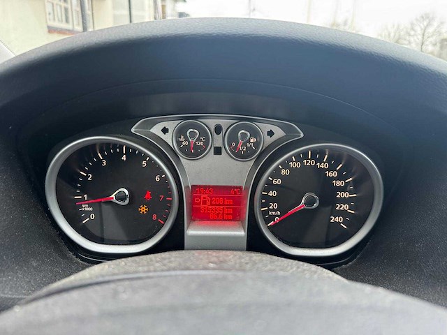 Ford focus wagon cool 1.6 trend 41-xrs-3 - afbeelding 12 van  14