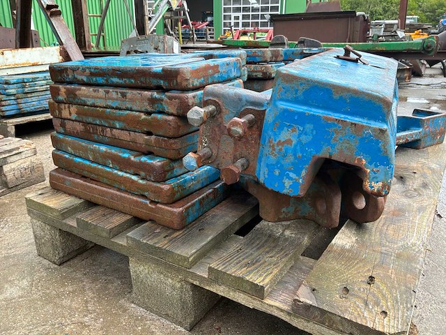 Ford frontgewicht “560kg” - afbeelding 7 van  7