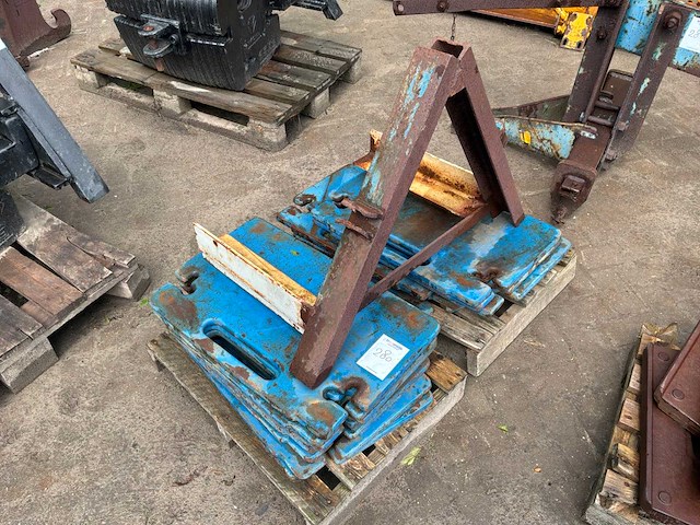 Ford frontgewicht “675kg” - afbeelding 2 van  6