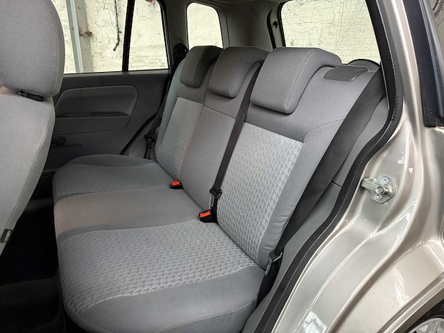 Ford fusion 1.4 16v trend 79pk 2003, 59-lt-jg - afbeelding 35 van  45