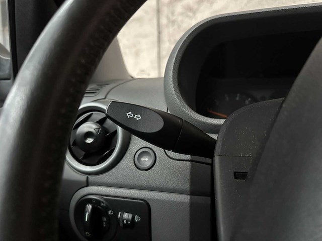 Ford fusion 1.4 16v trend 79pk 2003, 59-lt-jg - afbeelding 9 van  45