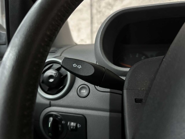 Ford fusion 1.4 16v trend 79pk 2003, 59-lt-jg - afbeelding 10 van  45