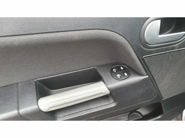 Ford fusion 1.6-16v futura, 57-sv-vh - afbeelding 13 van  14